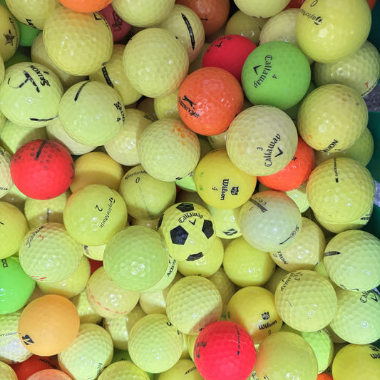 Mixed brand grade A coloured lake golf balls including Callaway, Titleist, TaylorMade, Srixon, Wilson, Slazenger and Bridgestone